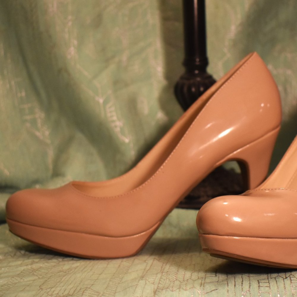 Marc Fisher, 7M Light Natural